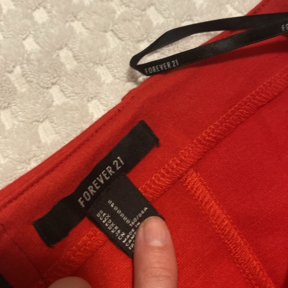 Red forever 21 off shoulder dress - Picture 3 of 3